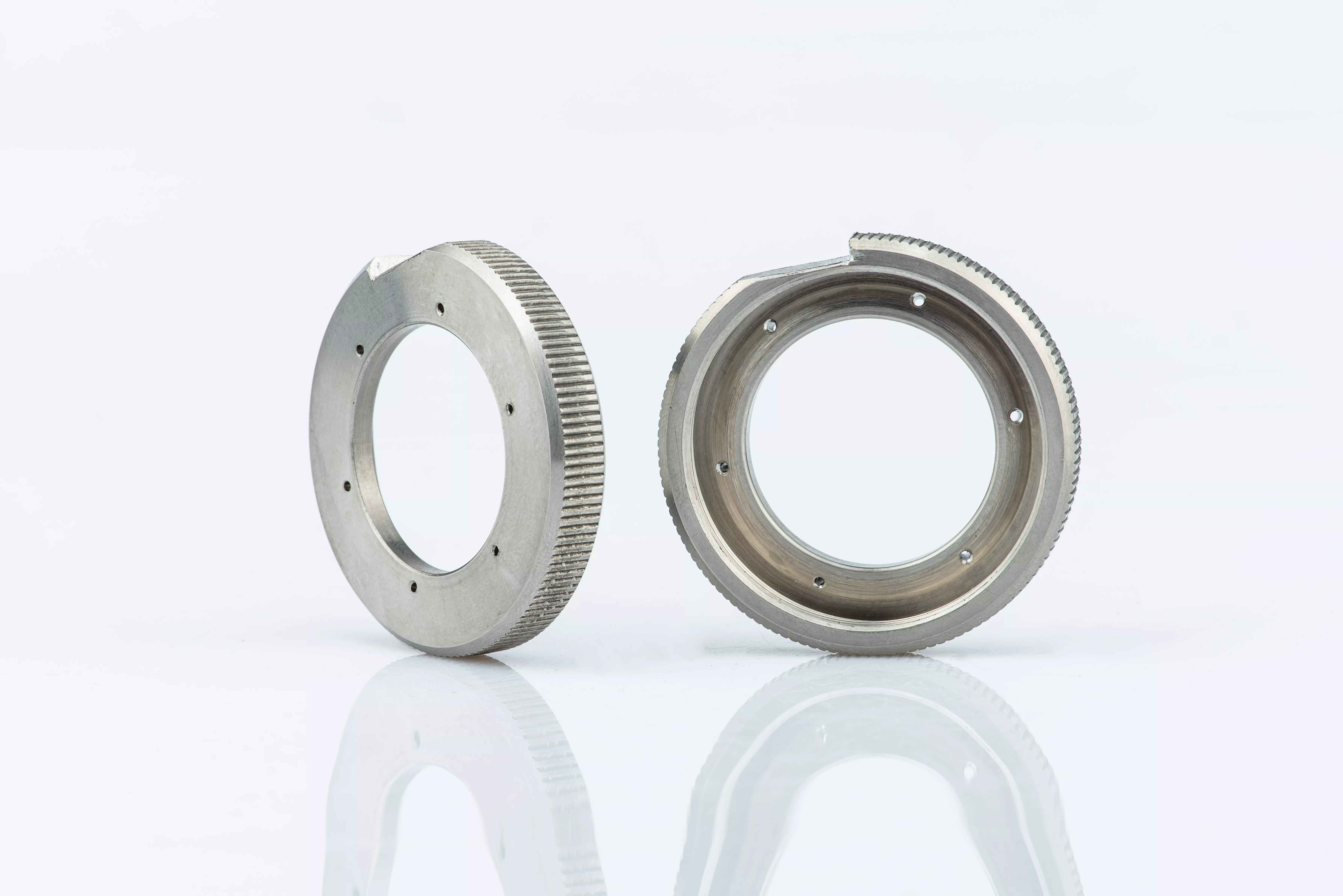 Seal rings